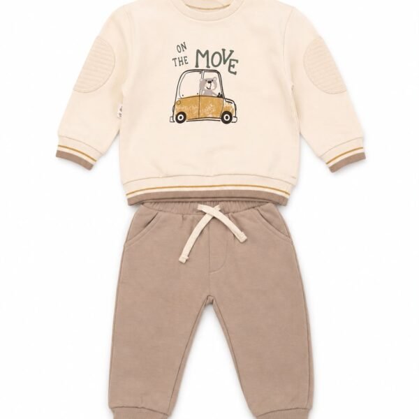 CHANDAL ON THE MOVE - BABYBOL